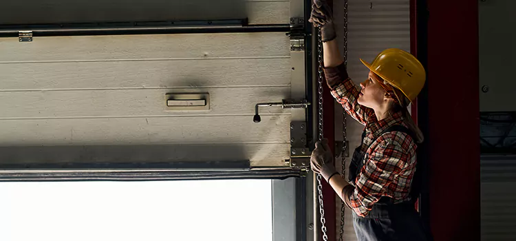 Addressing Common Garage Door Stoppage Issues in Farmers Branch, TX